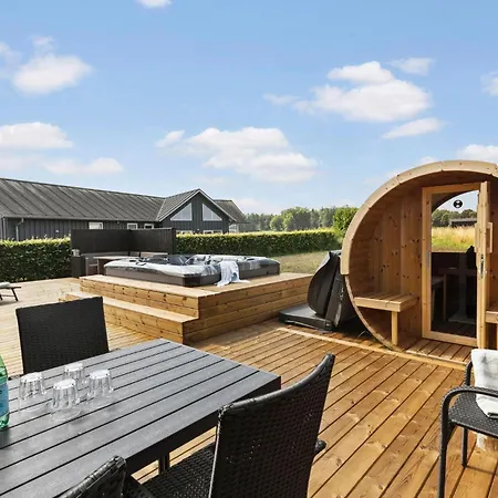 Stunning In With Sauna 펜션 그레나